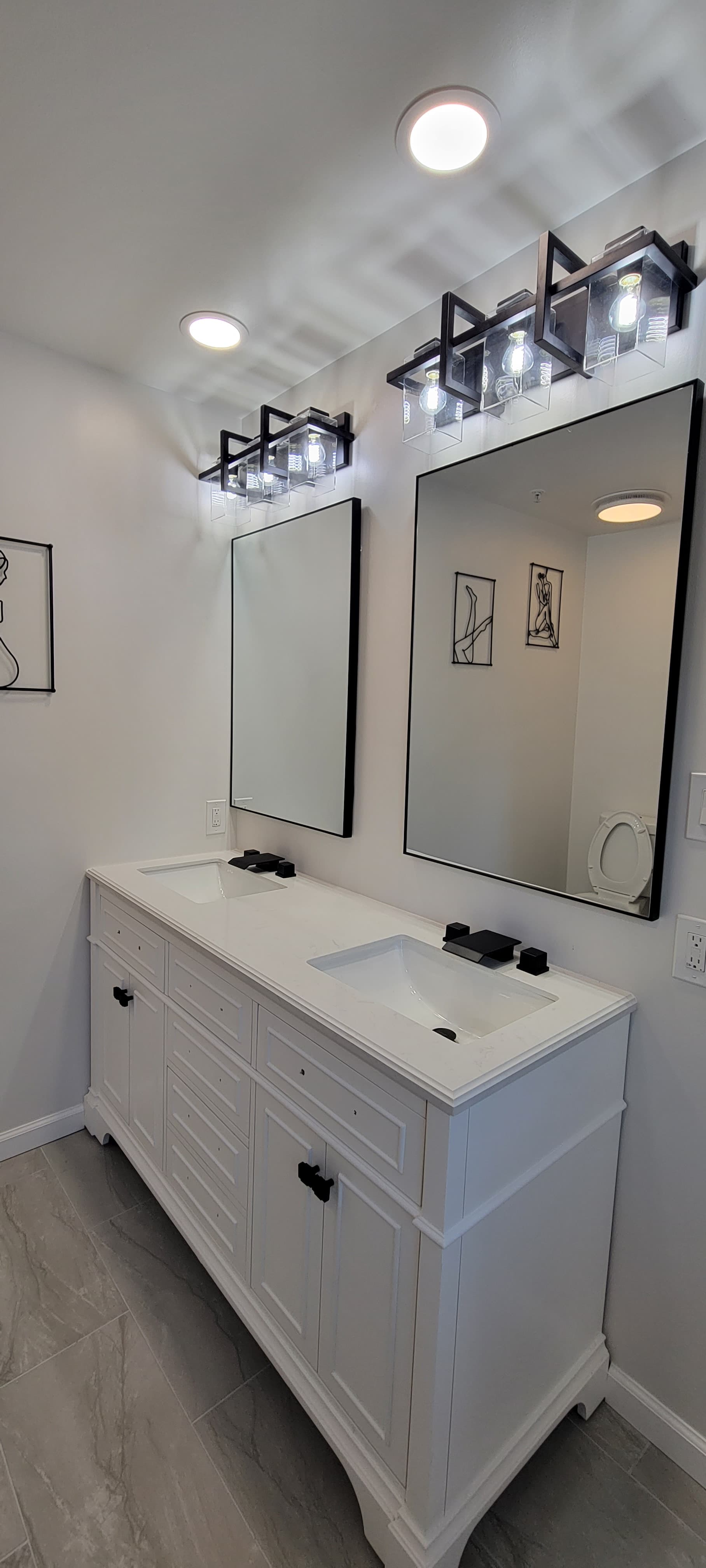 Bathrooms image